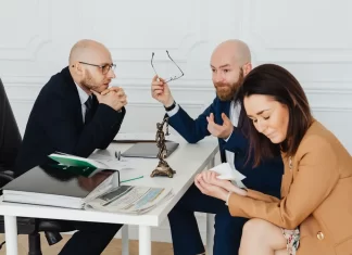 379-kiedy-warto-skorzystac-z-mediacji-w-sporze-karnym.webp
